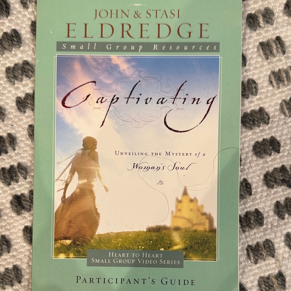 Captivating Participant's Guide by John & Stasi Eldredge - Green Cover